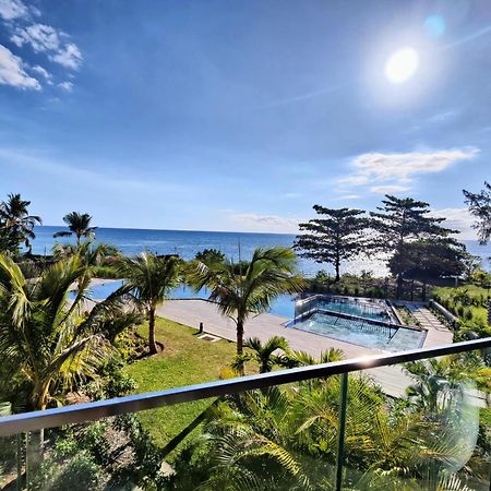 Ocean Point Beach Front Apartment Pointe-aux-Piments Esterno foto
