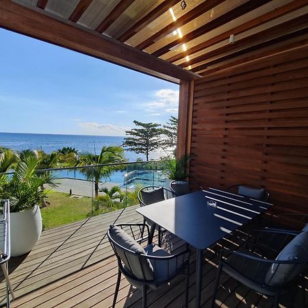 Ocean Point Beach Front Apartment Pointe-aux-Piments Esterno foto